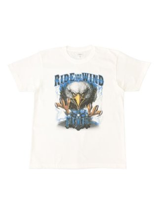 ユニークなグラフィックでシンプルな形のTシャツ。