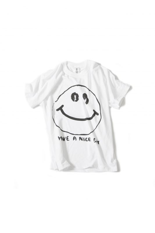 SMILEY  TEE